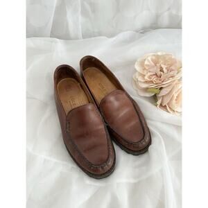 Cole Haan Women’s 6 B Brown HAND SEWN Loafers Lug Sole Preppy Classic Brazil